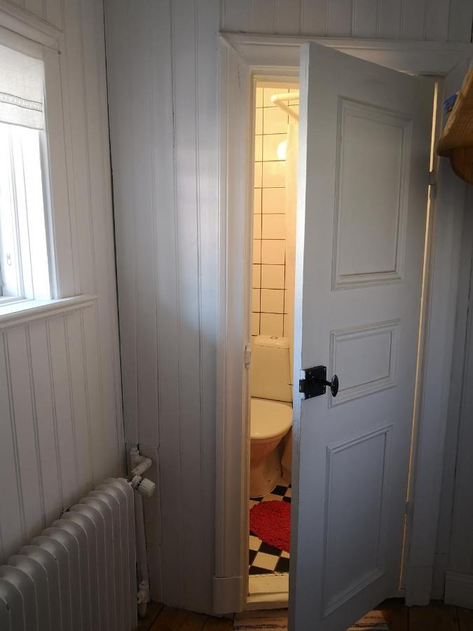 Stockholm B&B Cottage Nacka Rum bild