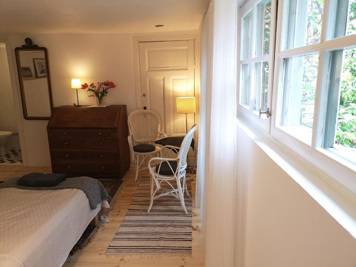 Stockholm B&B Cottage Nacka Exteriör bild